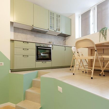 Insubria Park - Pastel Color Apartment! Milan Bagian luar foto