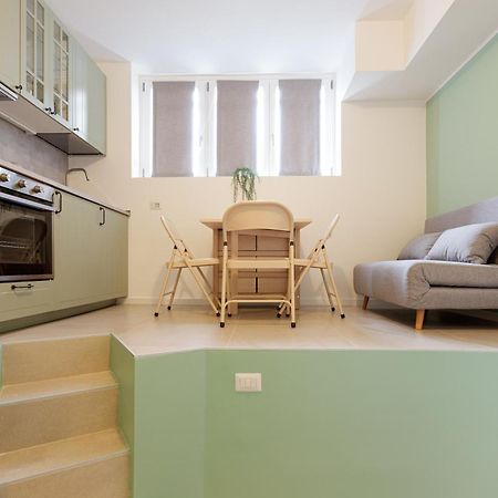Insubria Park - Pastel Color Apartment! Milan Bagian luar foto