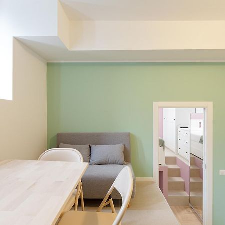 Insubria Park - Pastel Color Apartment! Milan Bagian luar foto